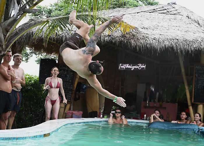 Clandestino Hostel Canggu